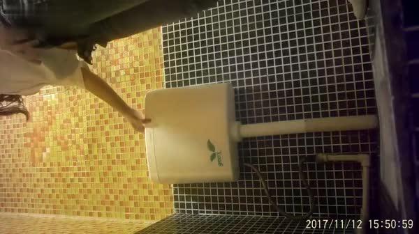 厕所偷拍-云上会所酒吧合集127